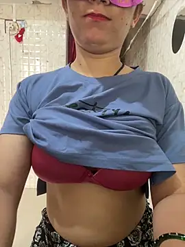 Red Queen 11 online show from 11-16-25, 07:46