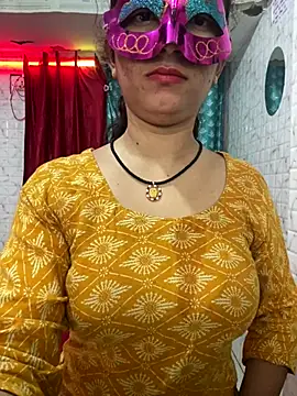 Red Queen 11 online show from 12-15-25, 04:29