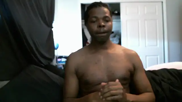 Snapshot of Mr_Sirthedom chatting on 03-11-26, 08:36 Mr Sirthedom online show from 03-11-26, 08:36