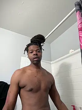 Snapshot of Mr_Sirthedom chatting on 12-15-25, 04:46 Mr Sirthedom online show from 12-15-25, 04:46