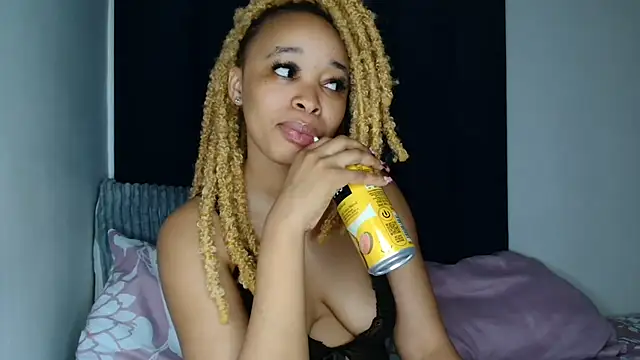 Nisha 102 online show from 12-15-25, 07:20