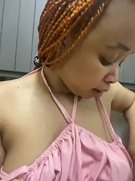 Snapshot of Nisha_102 chatting on 02-05-26, 08:48 Nisha 102 online show from 02-05-26, 08:48