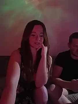 Snapshot of clozzy_ chatting on 11-10-25, 10:15 clozzy online show from 11-10-25, 10:15