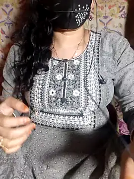 HotGirl23231 online show from 05-24-26, 06:52