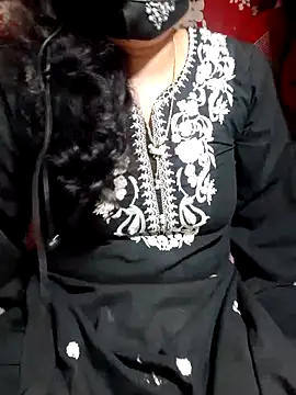 HotGirl23231 online show from 04-05-26, 05:41