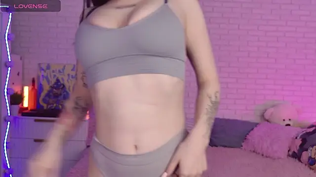 Darineko  online show from 03-03-26, 05:47