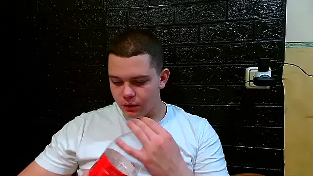 CuteButNaughty  online show from 12-01-25, 09:04