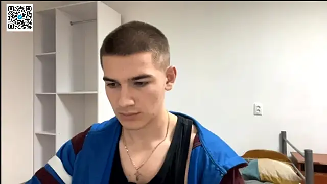 Snapshot of _BarePulse chatting on 11-19-25, 07:14 BarePulse online show from 11-19-25, 07:14