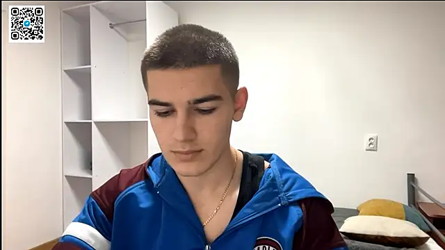 Snapshot of _BarePulse chatting on 11-21-25, 07:13 BarePulse online show from 11-21-25, 07:13