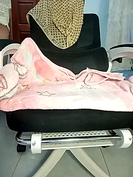 Snapshot of Em-mupmup chatting on 02-08-26, 07:50 Em-mupmup online show from 02-08-26, 07:50