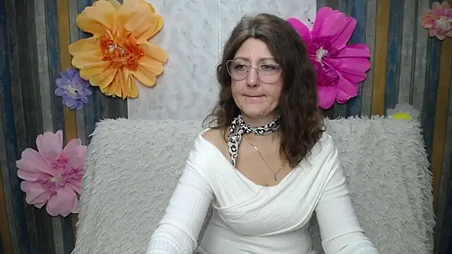 RoseHille online show from 04-19-26, 05:19