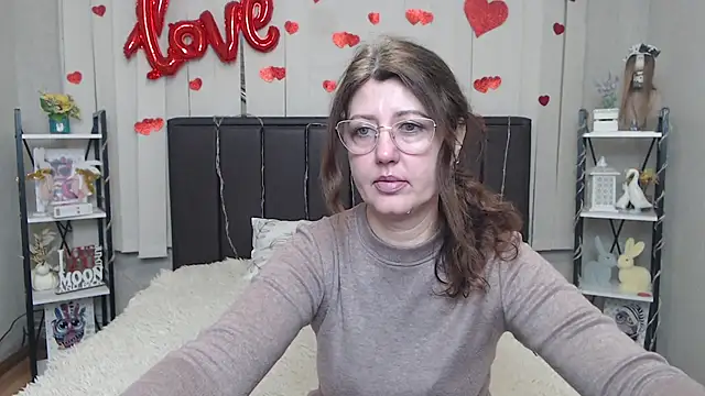 RoseHille online show from 03-15-26, 06:20