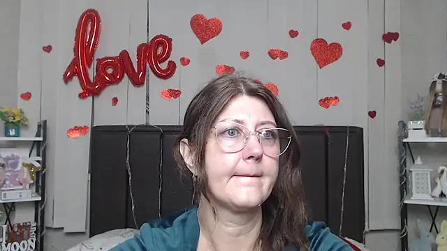 RoseHille online show from 03-29-26, 05:09