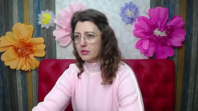 RoseHille online show from 12-01-25, 03:13