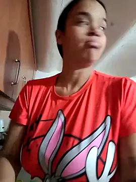 Snapshot of kyliecastell chatting on 11-11-25, 04:46 kyliecastell online show from 11-11-25, 04:46