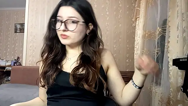 DonnieBooton online show from 12-16-25, 01:37