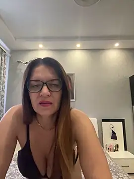Milana8263 online show from 03-31-26, 06:59