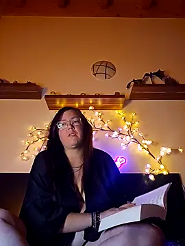 Persephone CH off online show from 11-28-25, 11:05