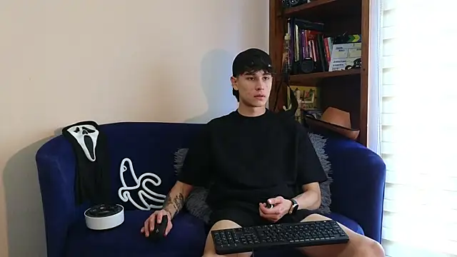 Derekswan online show from 06-24-26, 09:01
