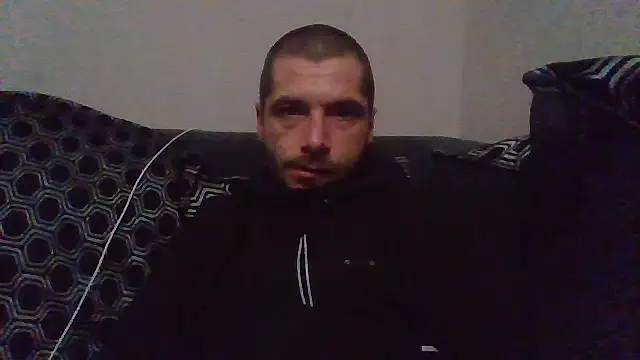 Kinkycouple142 online show from 04-15-26, 07:58