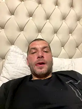 Kinkycouple142 online show from 11-17-25, 06:12