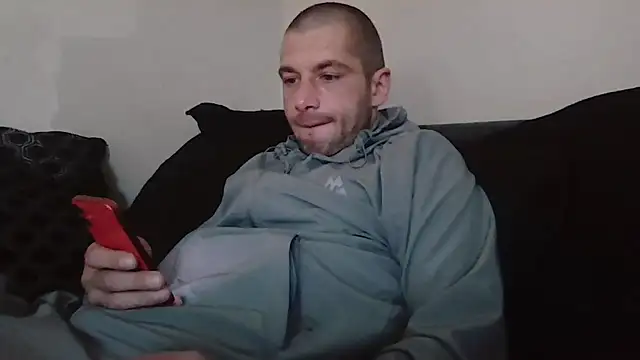 Kinkycouple142 online show from 05-20-26, 06:27