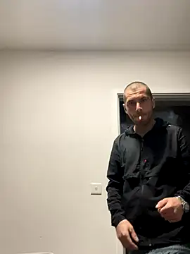 Kinkycouple142 online show from 11-16-25, 01:32