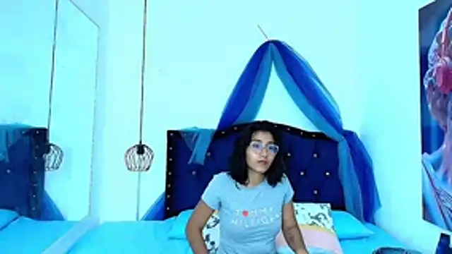 KATY LOWERY online show from 01-11-26, 03:57