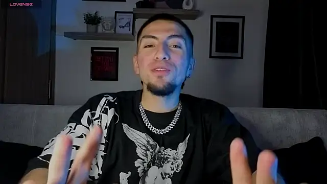 AresMassimoX online show from 11-21-25, 02:21