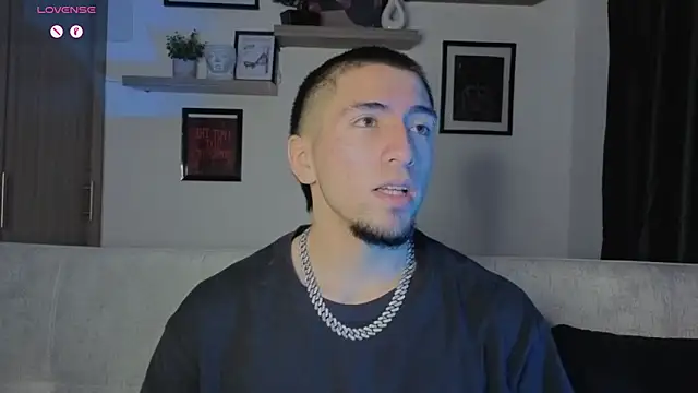 AresMassimoX online show from 11-23-25, 05:06