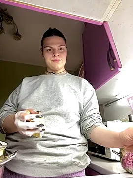 Dona Mafia online show from 12-14-25, 08:20