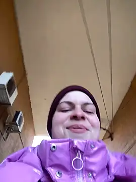 Dona Mafia online show from 12-22-25, 02:01