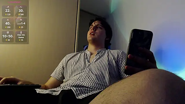 Snapshot of ValenClerk chatting on 11-18-25, 04:49 ValenClerk online show from 11-18-25, 04:49