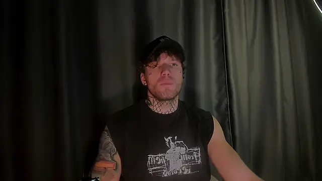 Huntall77 online show from 12-01-25, 03:13