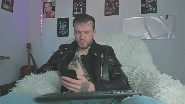 Huntall77 online show from 04-02-26, 04:52