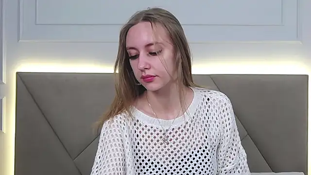 RachaelCute online show from 12-21-25, 04:25