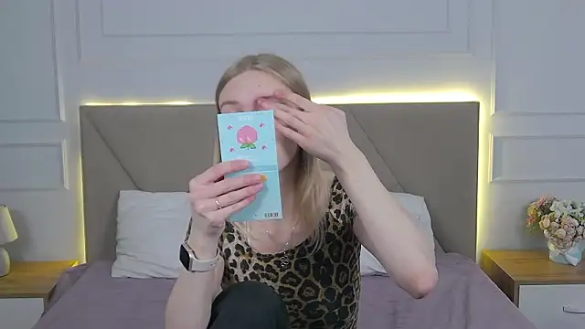 RachaelCute online show from 03-15-26, 03:57