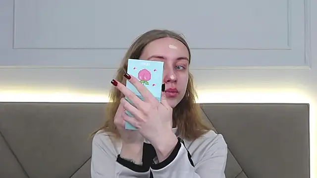 RachaelCute online show from 12-18-25, 04:28