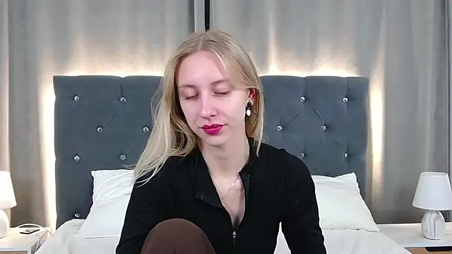 RachaelCute online show from 05-30-26, 03:57