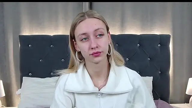 RachaelCute online show from 04-26-26, 04:10