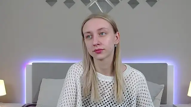 RachaelCute online show from 04-02-26, 12:01