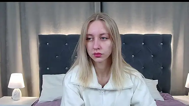 RachaelCute online show from 04-24-26, 04:14