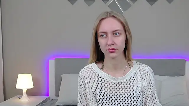 Snapshot of RachaelCute chatting on 02-26-26, 07:19 RachaelCute online show from 02-26-26, 07:19