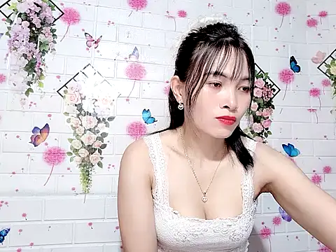 Soursop-op online show from 04-11-26, 01:46