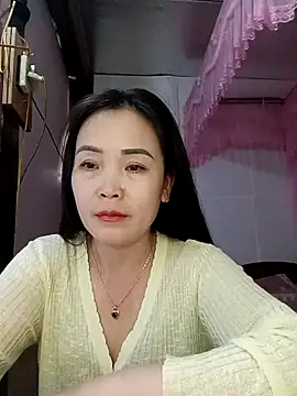 Feeling-hot online show from 03-10-26, 07:12