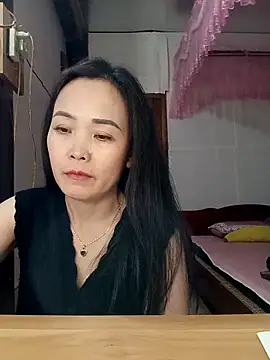 Snapshot of Feeling-hot chatting on 02-04-26, 02:56 Feeling-hot online show from 02-04-26, 02:56