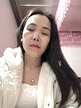 Feeling-hot online show from 01-05-26, 05:27