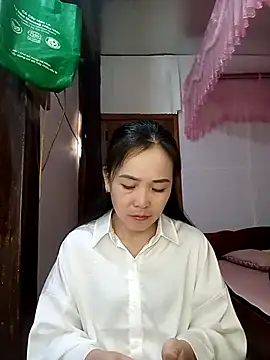 Feeling-hot online show from 03-17-26, 03:20