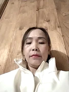 Feeling-hot online show from 11-13-25, 01:15