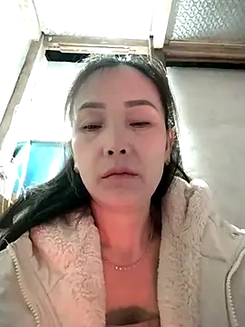 Feeling-hot online show from 11-26-25, 07:58